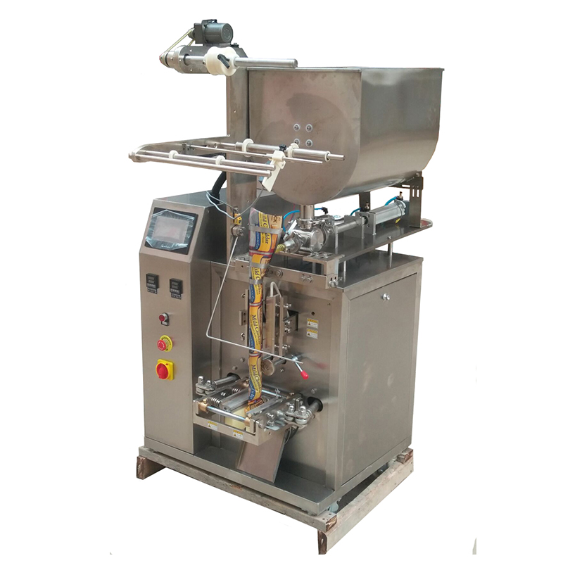 Sauce packaging machine